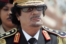 Kaddáfí z prezidentského postu neodstoupí. Je připraven i zemřít. 