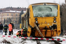 Při srážce vlaků 2. února zemřel jeden cestující, dalších 12 bylo zraněno.