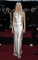 Blonďatá Gwyneth Paltrowová přišla ve stříbrných šatech a s úsměvem na tváři.