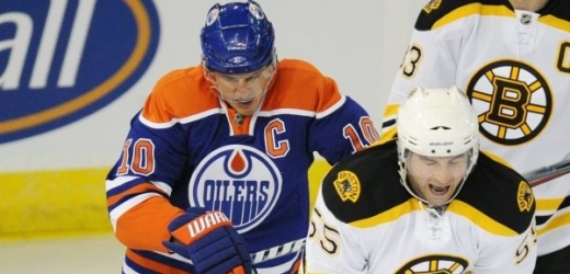 Edmontonští hokejisté natáhli černou sérii proher s Bostonem.