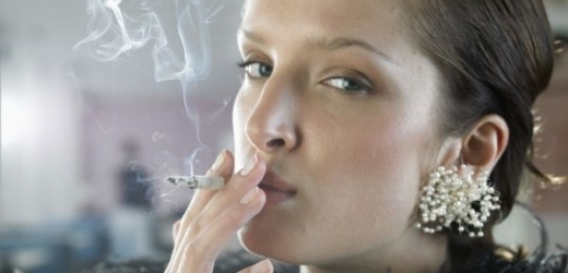 Ženy vnímají cigaretu jako známku emancipace.