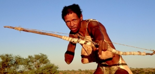 Sanové z Kalahari mohou být přímými potomky prvních lidí Homo sapiens, kteří dodnes žijí v oblasti vzniku našeho druhu.