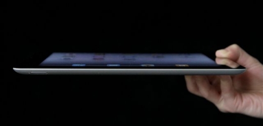 Nový iPad 2 je nejen tenčí.