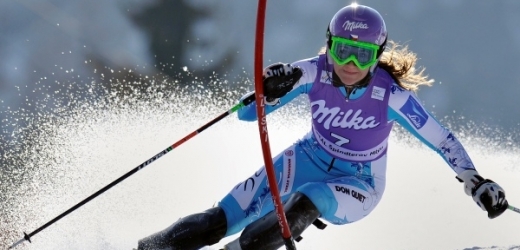 Šárka Záhrobská na trati slalomu ve Špindlerově mlýně.