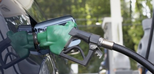 Ceny pohonných hmot už několikátý týden po sobě rostou (ilustrační foto).