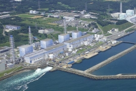 Jaderná elektrárna Fukušima I. Tři reaktory okamžitě zastavily, tři v době zemětřesení vůbec neběžely.