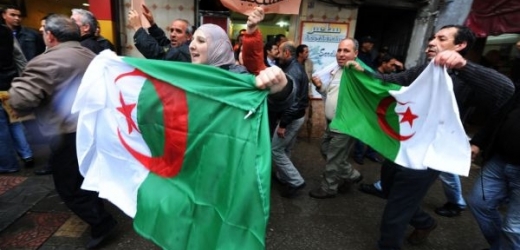 Budou alžírští muslimové demonstrovat i po vyhlášení fatvy?