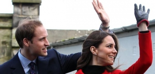 Princ William a jeho snoubenka Kate.