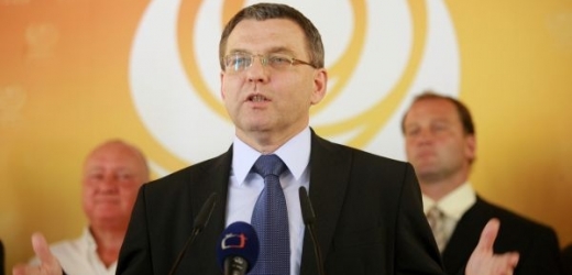 Lubomír Zaorálek se stal v druhém kole místopředsedou strany.