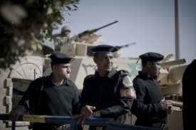 Egyptská armáda je doma zárukou stability. Lze ji exportovat?
