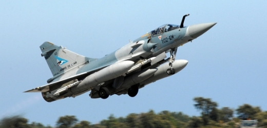 Francouzské letectvo sestřelilo libyjský stroj nad Misurátou (ilustrační foto).