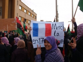 Libyjští rebelové jsou Francii za intervenci vděční.