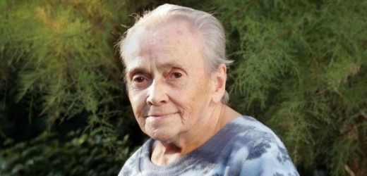 Ve věku 88 let zemřela malířka Jitka Válová.