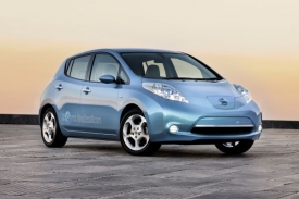 V příštím roce se objeví na českých silnicích i elektromobil Nissan Leaf.