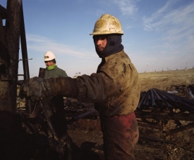 Kazašské hospodářství drží také ropa.