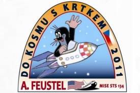 Mise Krtečka do vesmíru má i své logo.