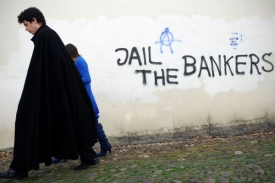 Domácí banky také pohrozily, že přestanou kupovat vládní dluhopisy (ilustrační foto).