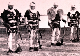 Albánští povstalci v dubnu 1911 na snímku v pražském časopise Český svět. 