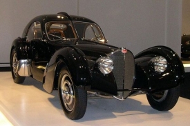 Bugatti Atlantic z roku 1938, který údajně inspiroval tvůrce nového modelu.