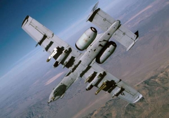 Americký A-10 Thunderbolt. Takové letouny evropským zemím NATO chybějí.