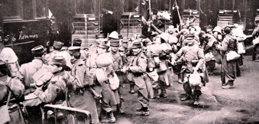 Francouzi rukují do války s Marokem, duben 1911. 