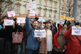 Proti pochodu hodlají zasáhnout dvě iniciativy proti neonacistům (ilustrační foto).