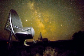 Teleskop využívá i Kalifornská univerzita a kromě hledání mimozemšťanů slouží i radioastronomům.