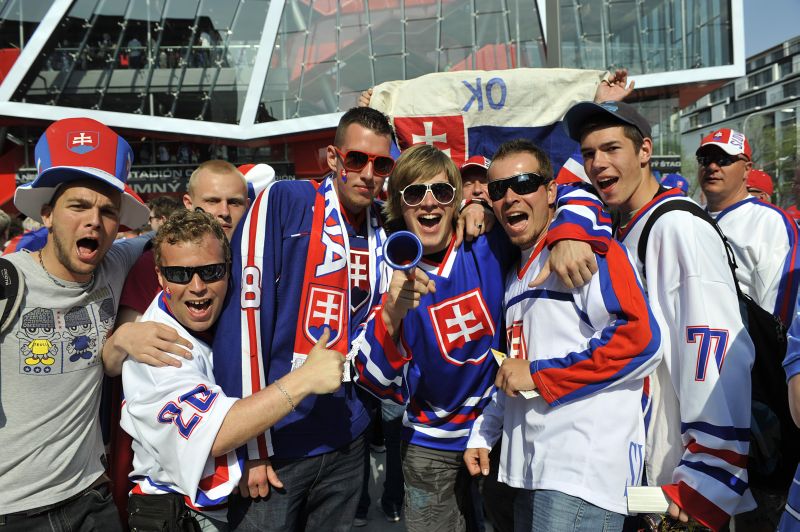 Slovenský národní tým odstartoval hokejové mistrovství prvním zápasem se Slovinskem.