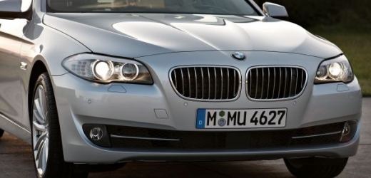 V BMW řady 5 přibyly modely s inteligentním pohonem všech kol.