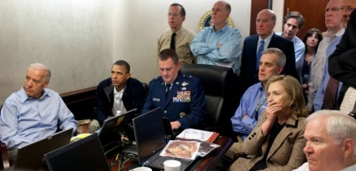 Obamův tým sledoval celou operaci z Bílého domu, zabití Usámy však neviděl.