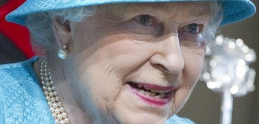 Britská královna Alžběta II. zavítala jako panovnice poprvé do Irska.