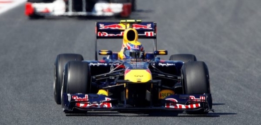 Jezdec stáje Red Bull Mark Webber.