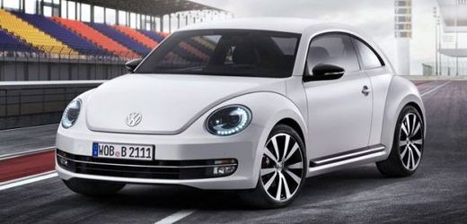 Nový VW Beetle se představuje i na brněnském autosalonu.