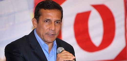 Vítězem se prohlásil Ollanta Humala.