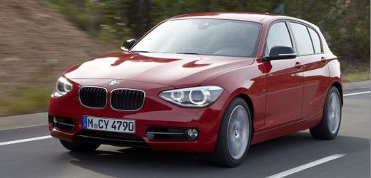 Mohutný vzhled malého vozu, to je BMW 1 nové generace.