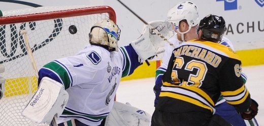 Hokejisté Bostonu doma porazili Vancouver i podruhé.