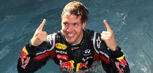 Jezdec stáje Red Bull Sebastian Vettel.
