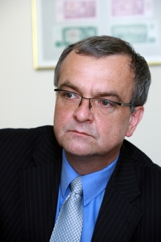 Miroslav Kalousek nesouhlasí se změnou postavení FAÚ.