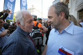 Šéf Asociace samostatných odborů Bohumír Dufek (vlevo): Další akce přijdou!