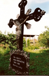 Hroby chorvatských uprchlíků v Huzové v Jeseníkách.