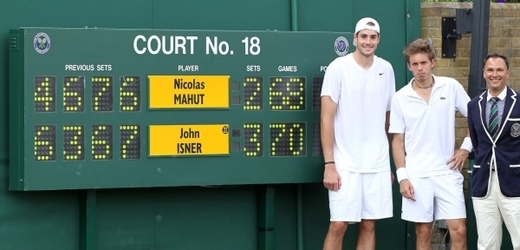 Co nabídnou Isner s Mahutem na Wimbledonu letos?
