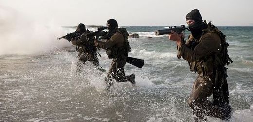 Trénink izraelských 'Navy Seals'.