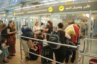 Sítě na aktivisty jsou rozhozeny už na letišti Bena Guriona.