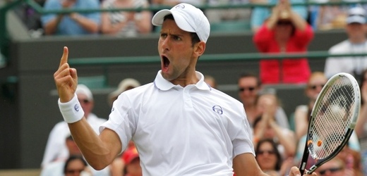 Novak Djokovič na letošním Wimbledonu.