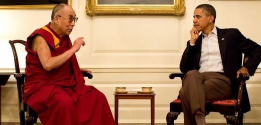 Prezident Obama se setkal s dalajlamou. Číně se to nelíbí.
