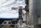 Raketoplán se úspěšně připojil k ISS. Dovezl na ni asi 5 tun zásob (foto: ČTK/AP).