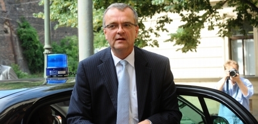 Ministr financí Miroslav Kalousek chce s ODS zvýšit DPH, VV jsou proti.