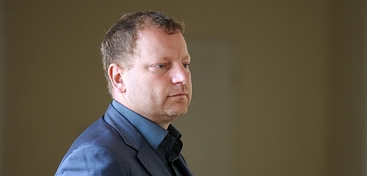 Výkonný ředitel Motoinvestu Jan Dienstl vypovídal v kauze CS fondů.