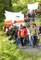 Bitva o lesy pokračuje pátým dnem. Zhruba dvě stě obyvatel Šumavy na Modravě protestovalo v pátek 29. července proti aktivistům, kteří blokují těžbu kůrovcového dřeva. 