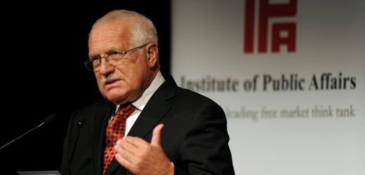 Prezident Václav Klaus v Austrálii přednáší o změnách klimatu.